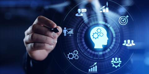 算汽车的油耗是拿油钱除以公里数还是拿公里数除以油钱？